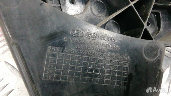 Крепление переднего бампера Kia Ceed 2008