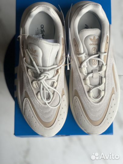 Кроссовки adidas ozelia