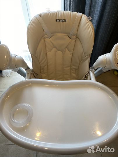 Стул для кормления Babyton 2в1 с пультом д/у Beige