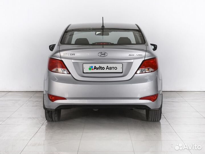 Hyundai Solaris 1.6 AT, 2015, 160 110 км