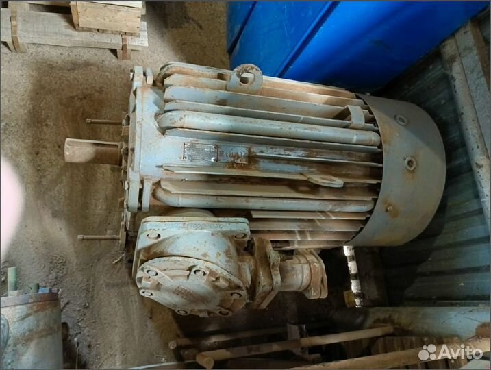 Электродвигатель асинхронный бу