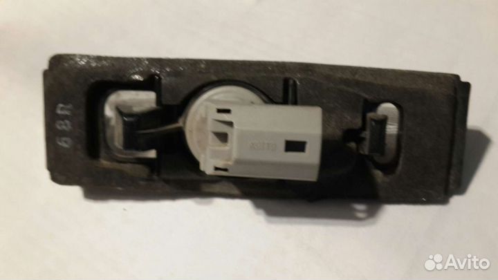 Подсветка номера Camry V40