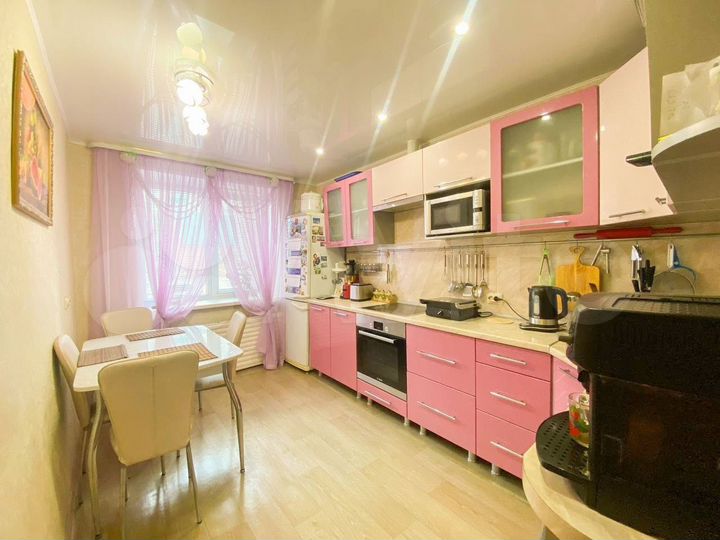 3-к. квартира, 63,4 м², 1/9 эт.