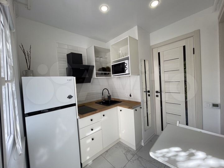 Дом 15 м² на участке 1,6 сот.