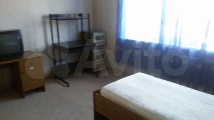 Комната 12 м² в 3-к., 2/2 эт.