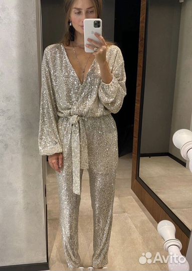 Комбинезон с пайетками вечерний 40,42