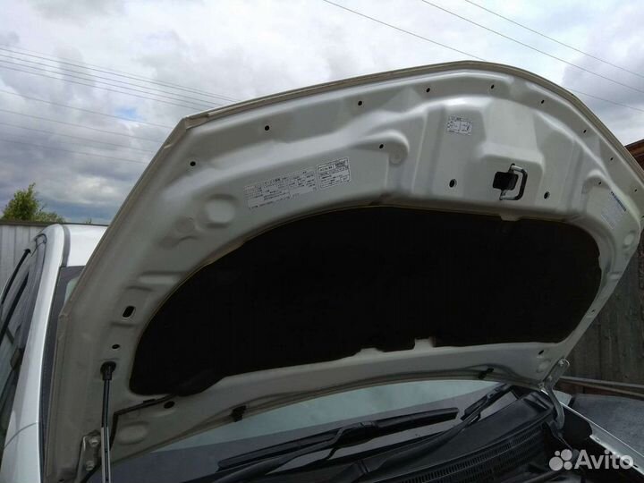 Toyota Prius Alpha 1.8 AT, 2011, 177 000 км