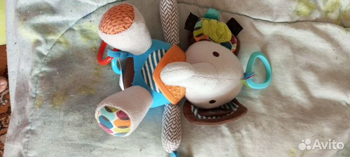 Развивающие игрушки для малышей