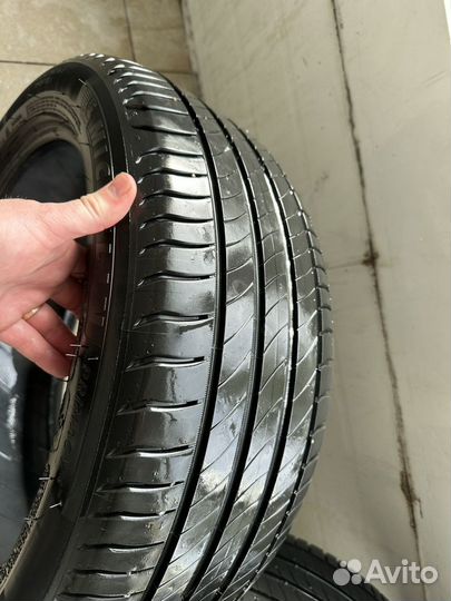 Michelin Primacy 4 235/45 R18 98Y