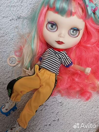 Кукла Блайз на роликах лучший подарок