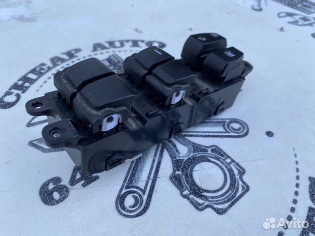 Блок кнопок стеклоподъемников Hyundai Creta