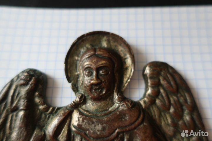 Старинный бронзовый Архангел