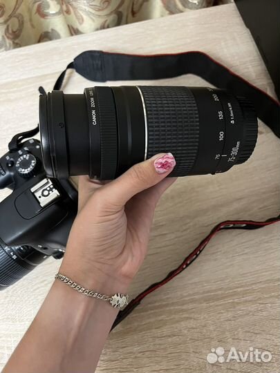 Зеркальный фотоаппарат canon 550d