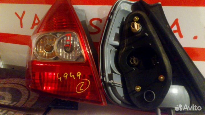 Стоп сигнал хонда фит правый/левый