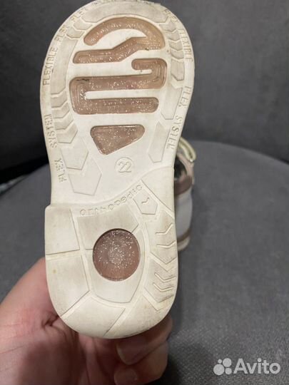 Сандалии для девочки 22 размер