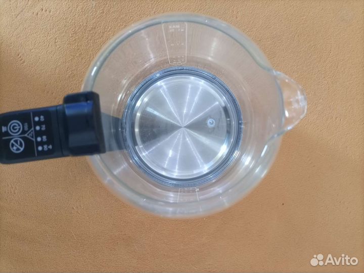 Чайник Polaris