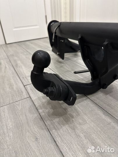 Фаркоп на Land Rover Discovery Sport