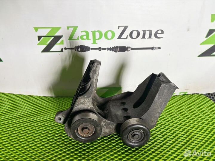 Кронштейн генератора Ford Focus 1 1.6 cdda