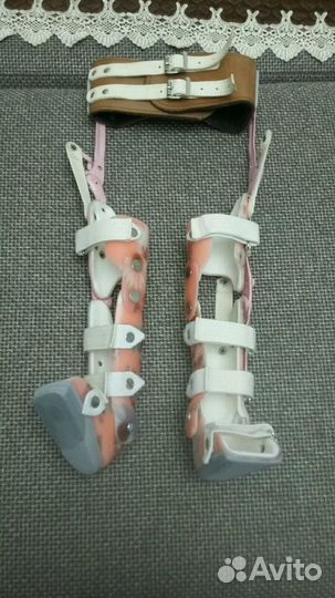 Аппарат для хотьбы с шарнирами