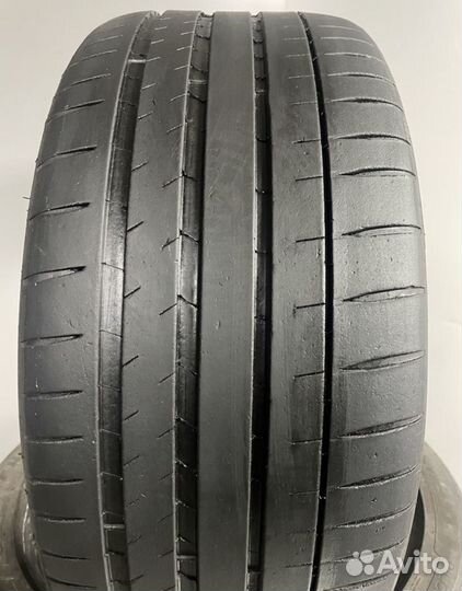 Michelin Pilot Sport 4 S 255/40 R20 и 285/35 R20