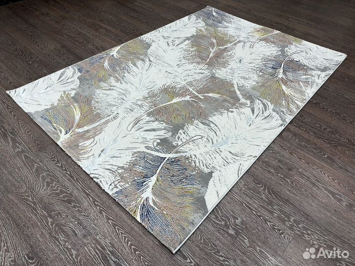 Ковер яркий, Турция