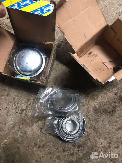 Ступачные подшипники передние, Мерседес с 204