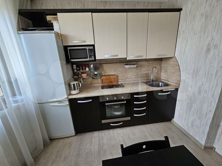 3-к. квартира, 60 м², 6/12 эт.