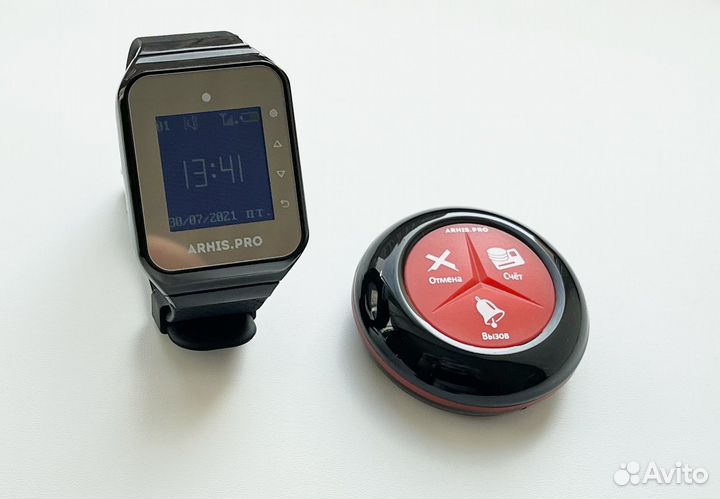 Премиальная кнопка вызова официанта и часы