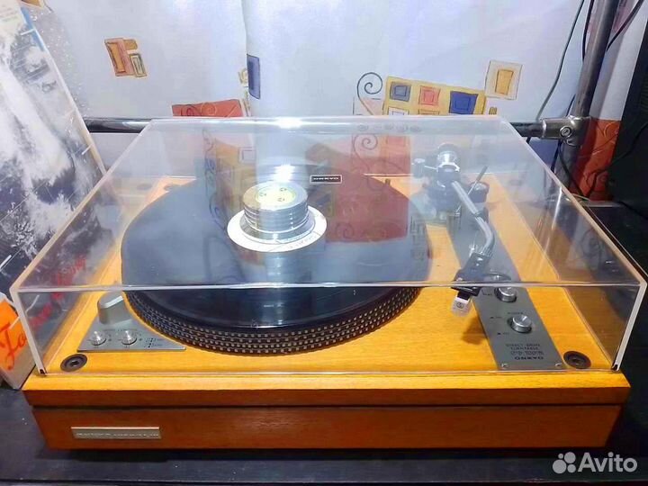 Проигрыватель винила Onkyo CP-700M