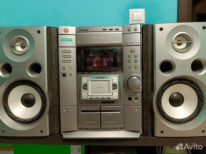 Музыкальный центр sony