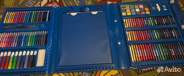 Набор для рисования в чемоданчике