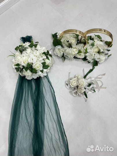 Свадебные украшения на машину