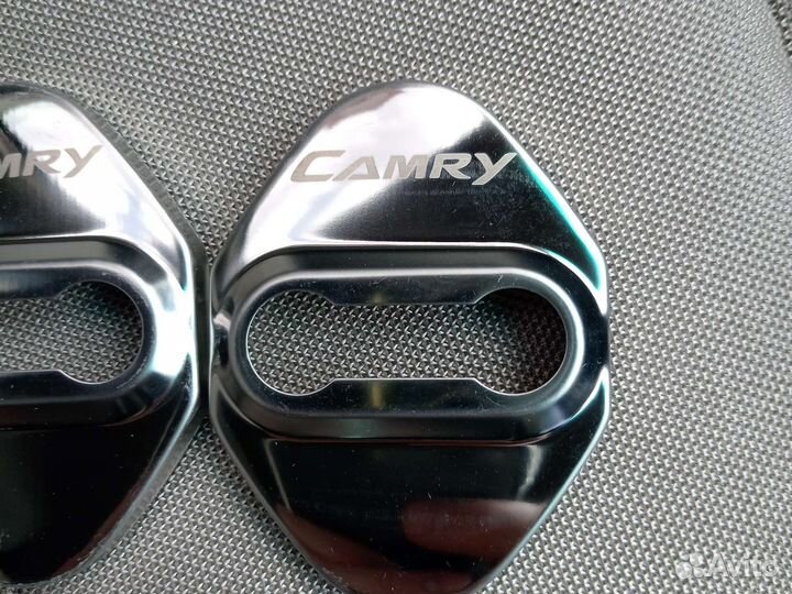 Продам накладки на петли Camry