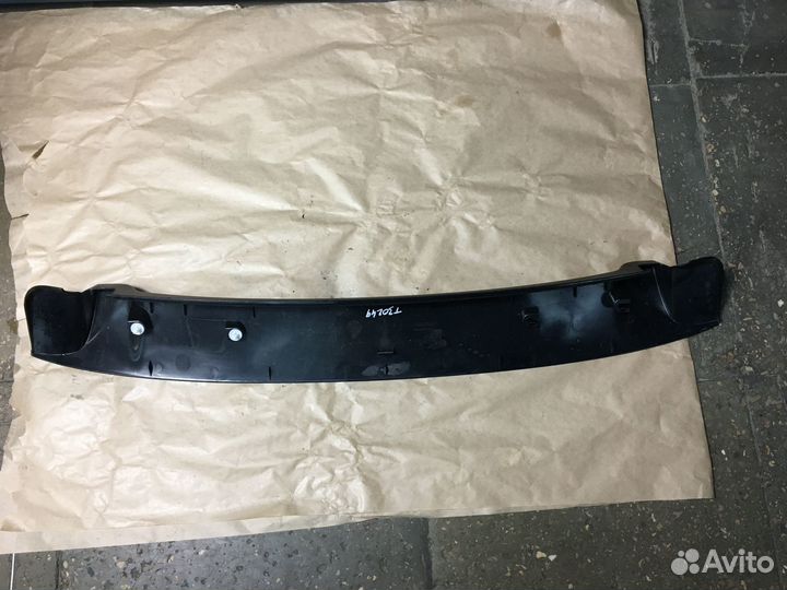 Обшивка крышки багажника BMW 5 Серии F11