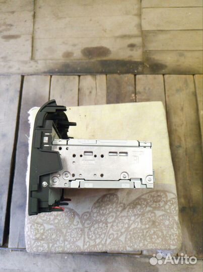 Штатная магнитола Honda CR-V 39100-T1G-G511-M1