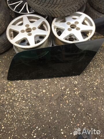 Стекло боковое заднее на Форд Фокус-1 универсал