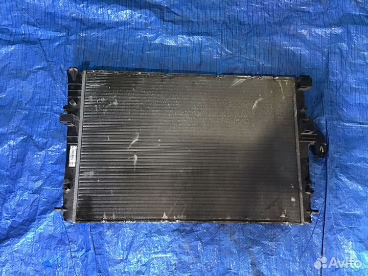 Renault Duster радиатор охлаждения двигателя