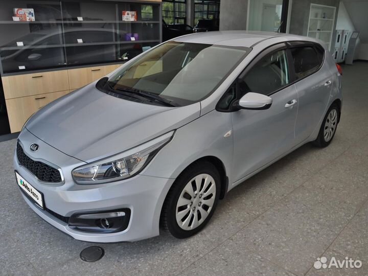 Kia Ceed 1.6 AT, 2015, 85 600 км