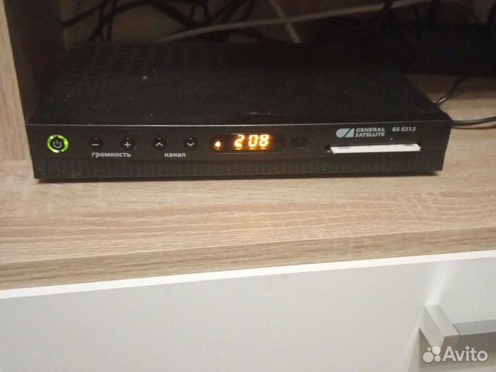 Ресивер триколор с антеной