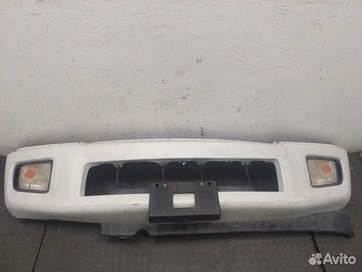 Бампер Infiniti QX56, 2006