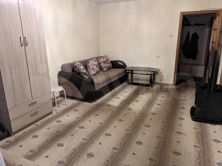 2-к. квартира, 51 м², 1/5 эт.