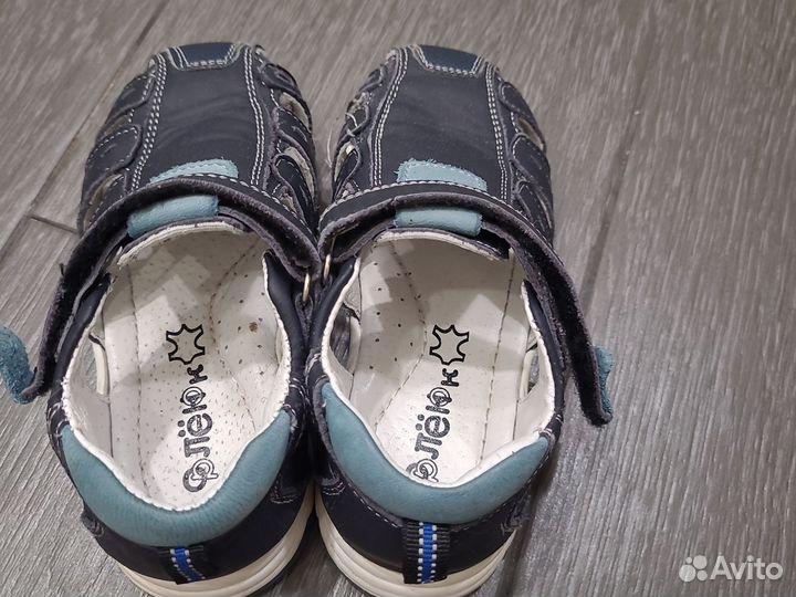Сандалии детские для мальчиков 28