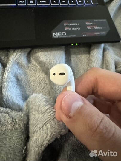 Airpods 2 (Оригинал) Правый