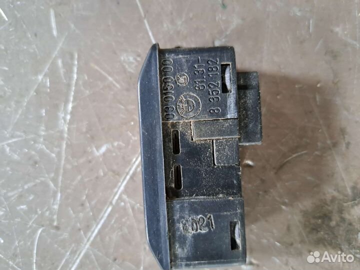Кнопка Люка BMW E53