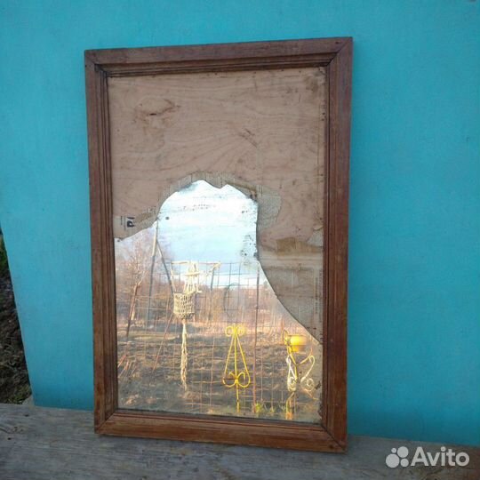 Старинное зеркало