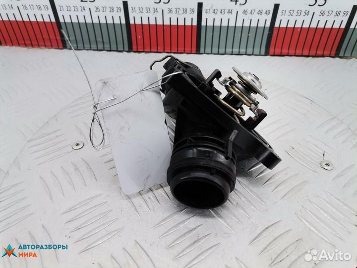 Корпус термостата BMW 7 E65/E66/E67 рест. 2006