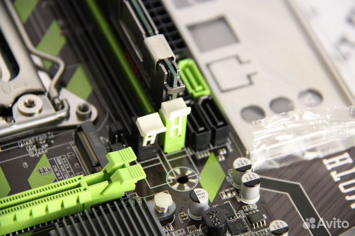 Комплект Xeon 2689 (8-16 ядер) + 16 gb + Atermiter