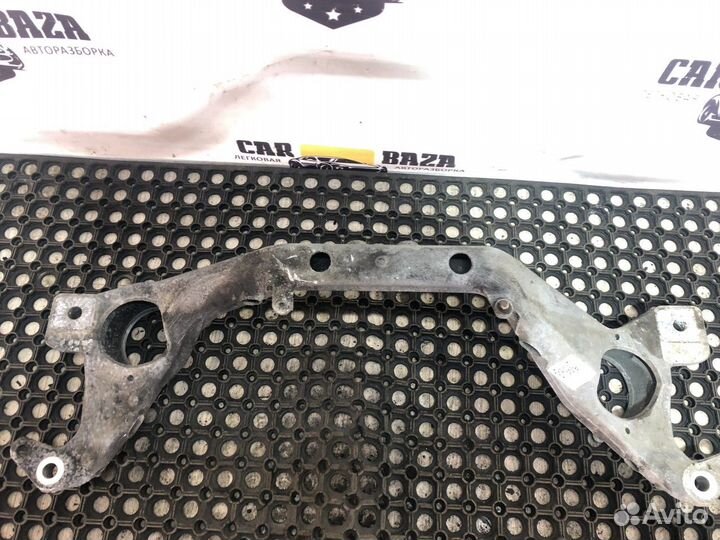 Балка передняя Audi Q7, Volkswagen Touareg