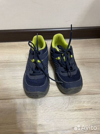Кроссовки decathlon 34,5