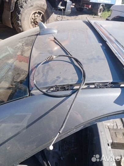 Трос капота Mercedes Benz E седан W212